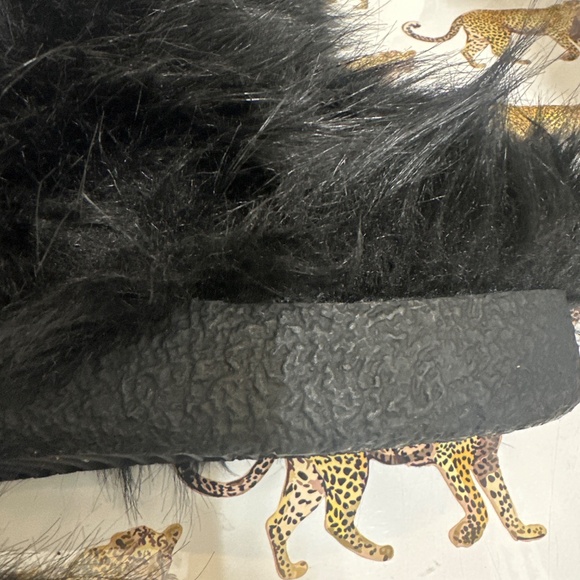 Black faux fur boots - size 8 - Picture 4 of 4